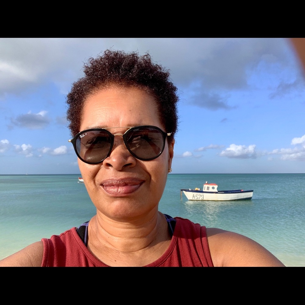 Meet your Posher, Sandra